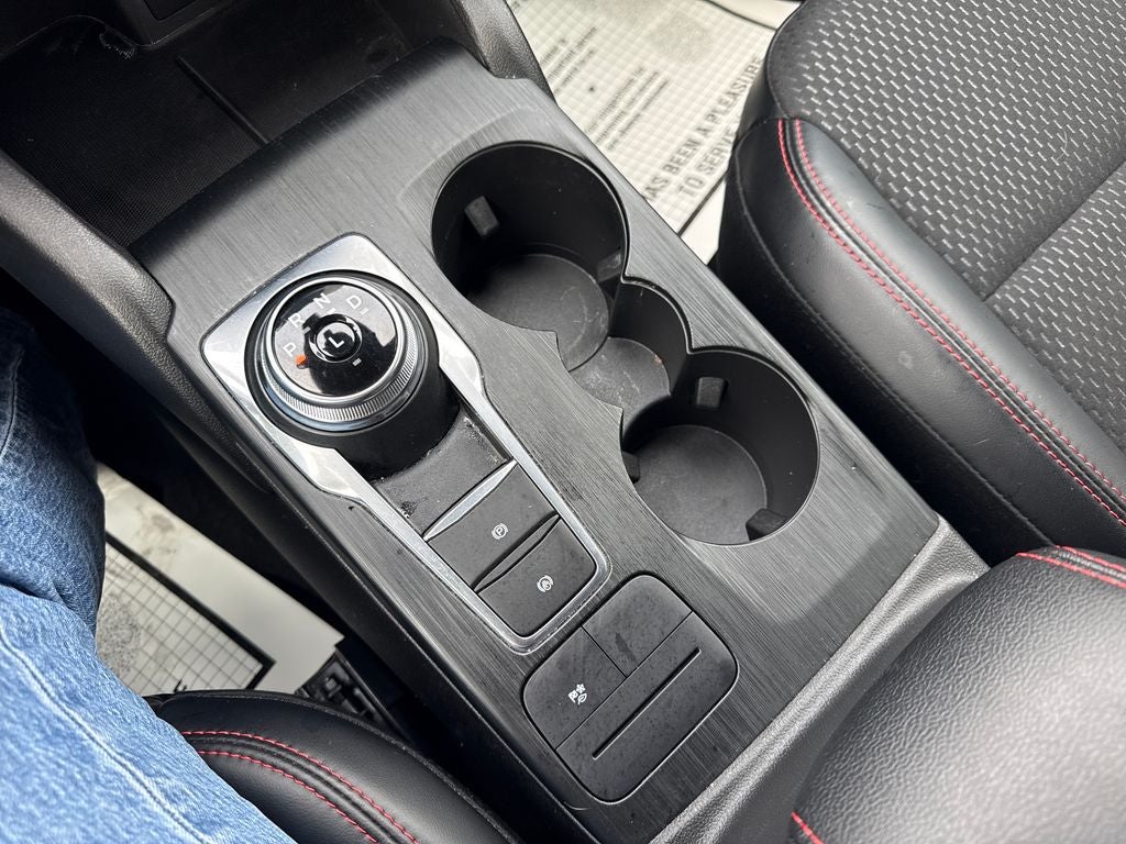 2025 Ford Escape Hybrid ST-Line