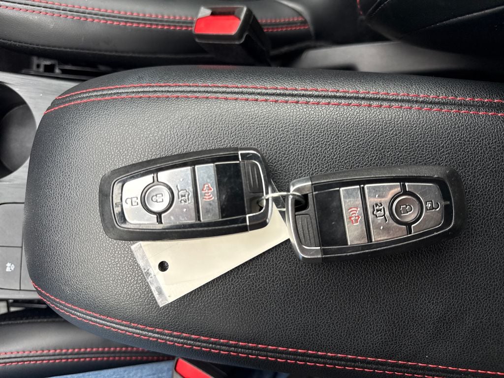 2025 Ford Escape Hybrid ST-Line