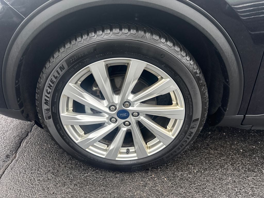 2021 Ford Escape Titanium Hybrid