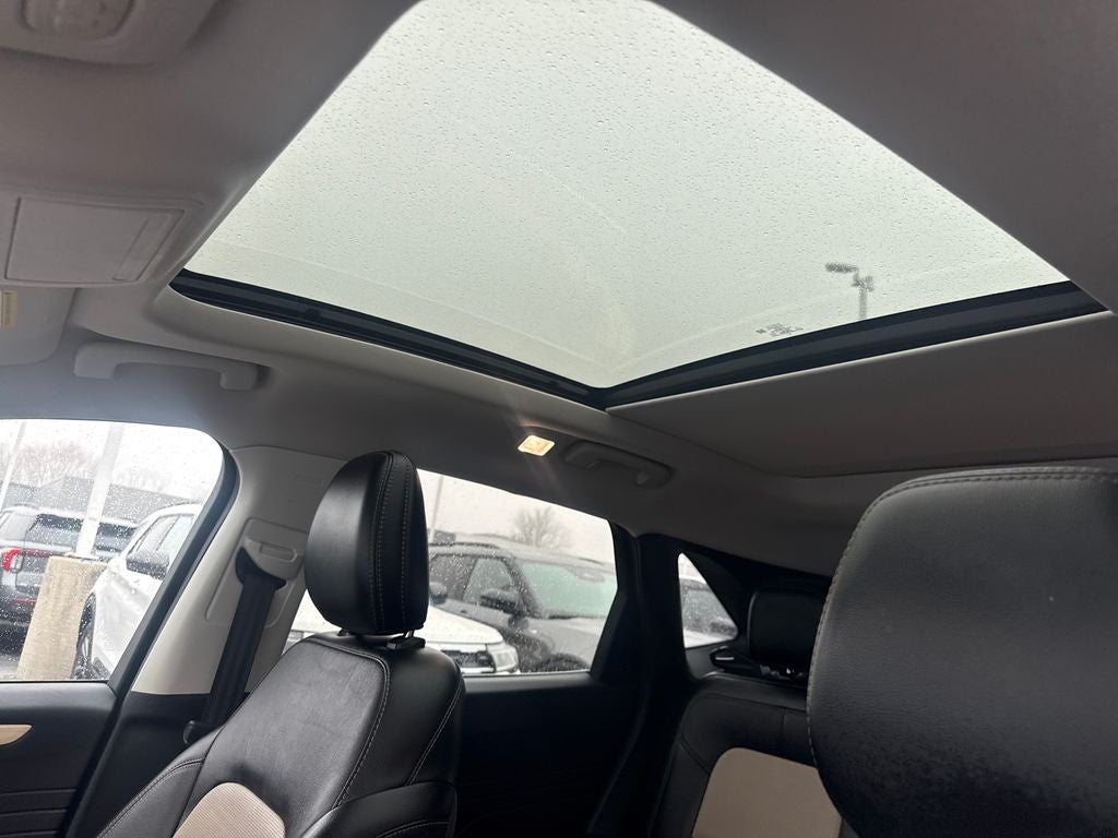 2021 Ford Escape Titanium Hybrid