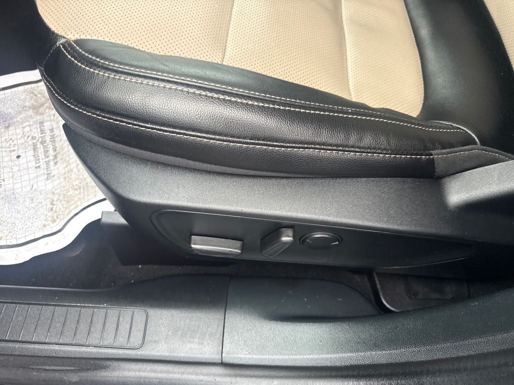 2021 Ford Escape Titanium Hybrid