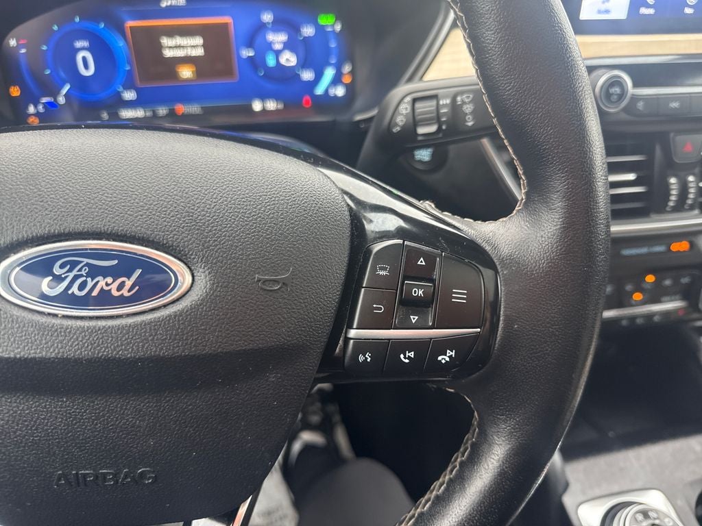 2021 Ford Escape Titanium Hybrid
