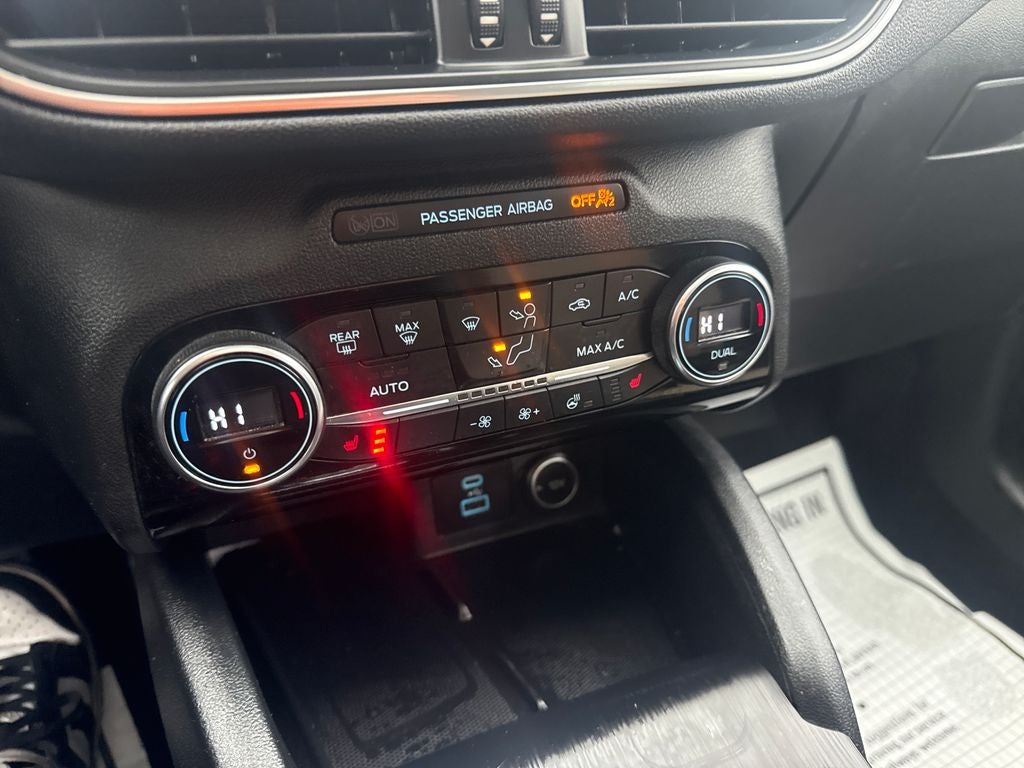 2021 Ford Escape Titanium Hybrid