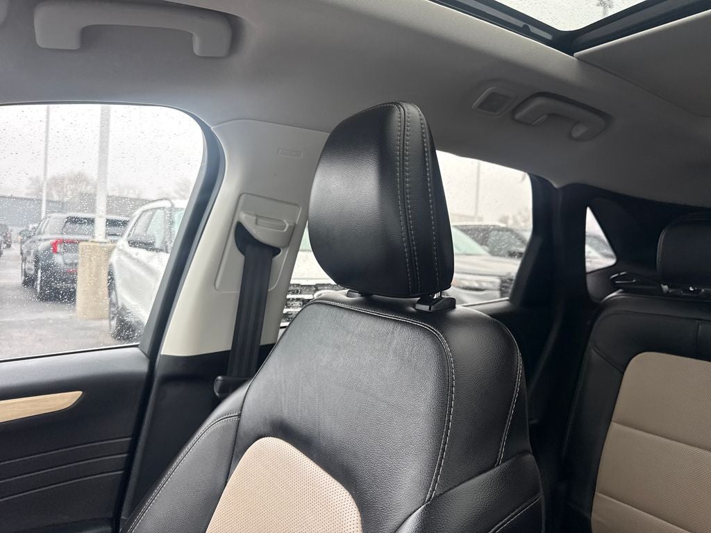 2021 Ford Escape Titanium Hybrid