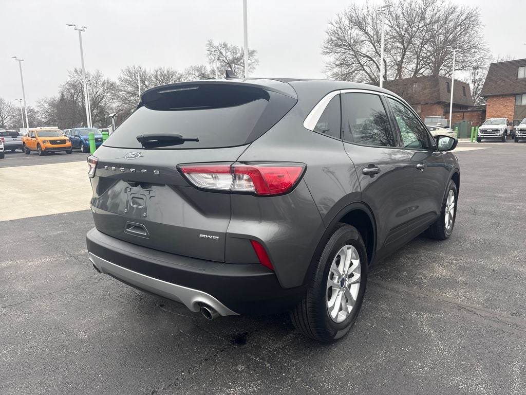 2022 Ford Escape SE