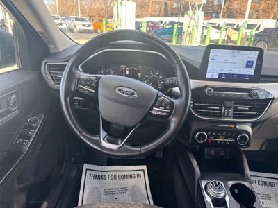2022 Ford Escape SE