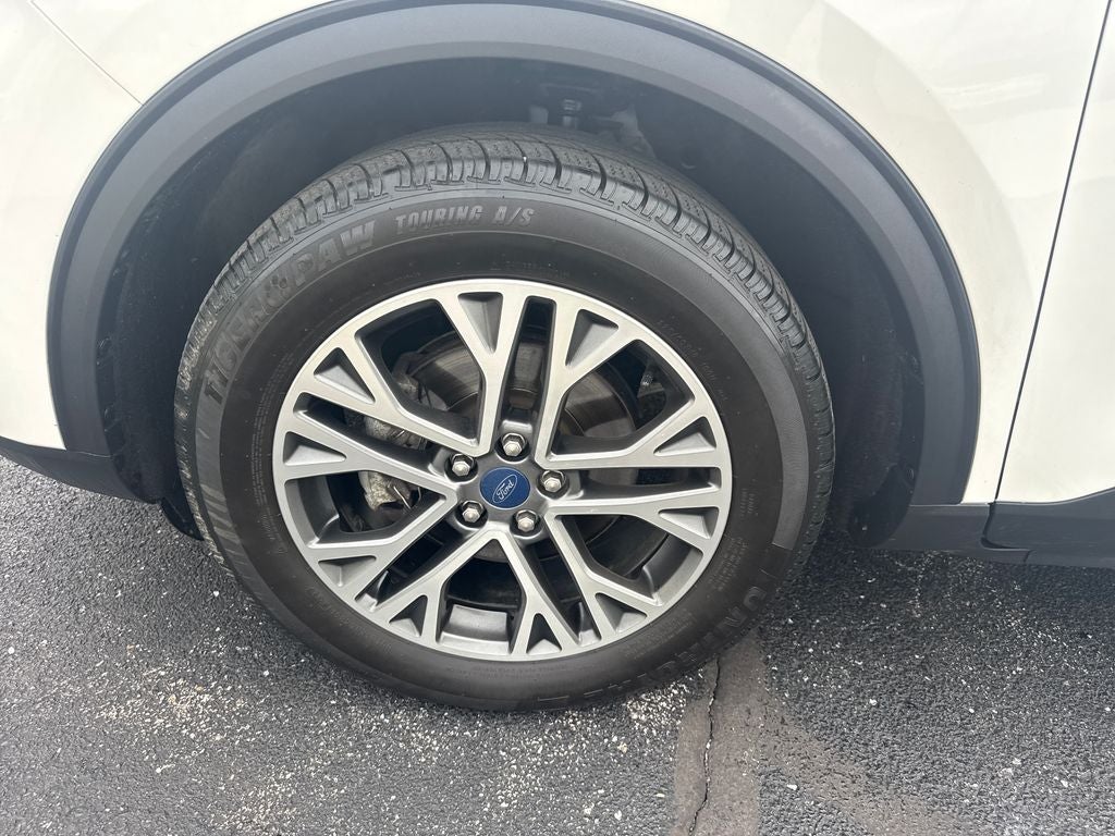 2020 Ford Escape SEL