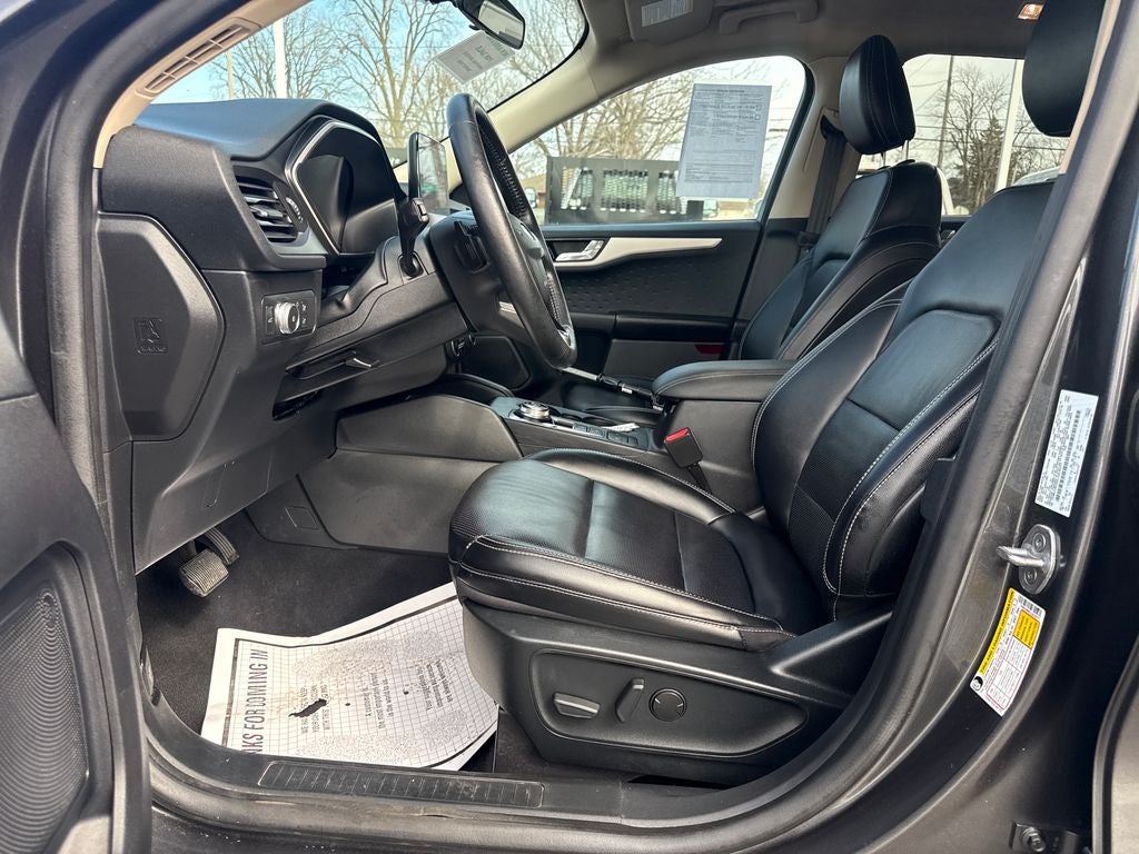 2020 Ford Escape SEL