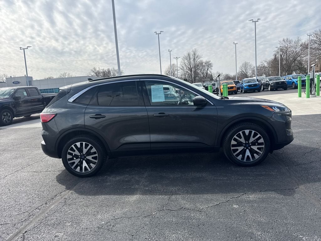 2020 Ford Escape SEL