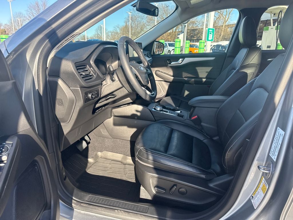 2023 Ford Escape Platinum