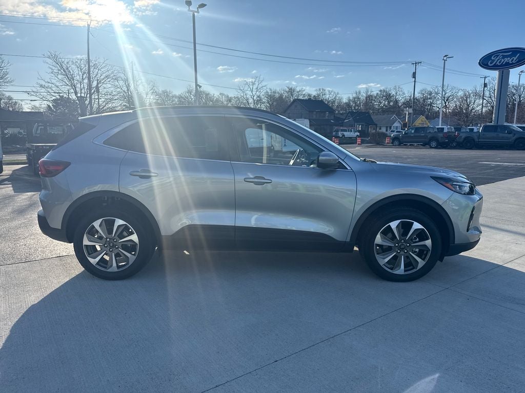 2023 Ford Escape Platinum
