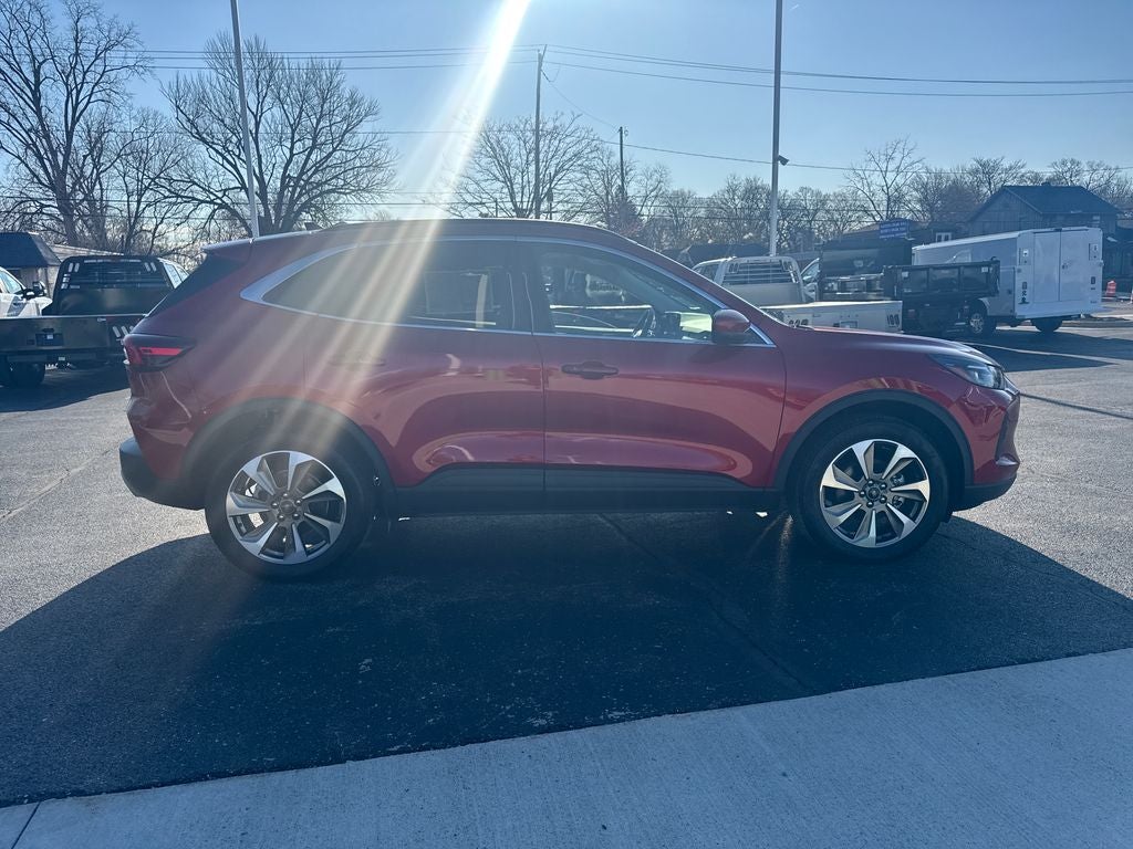 2024 Ford Escape Platinum