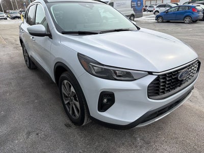 2025 Ford Escape Hybrid Platinum