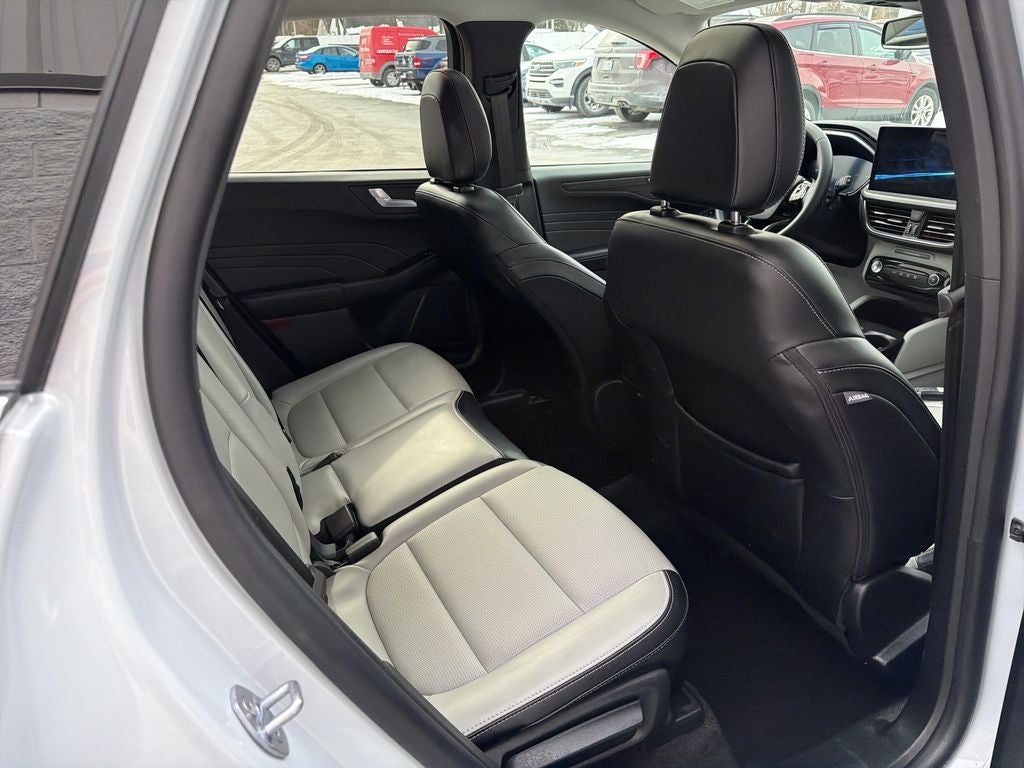 2025 Ford Escape Hybrid Platinum