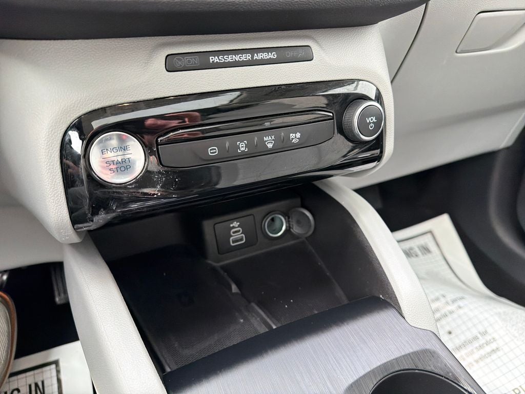 2025 Ford Escape Hybrid Platinum