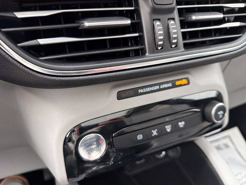 2025 Ford Escape Hybrid Platinum