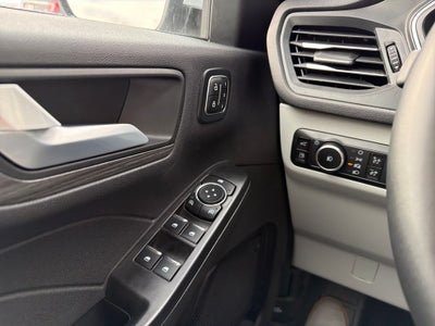 2025 Ford Escape Hybrid Platinum