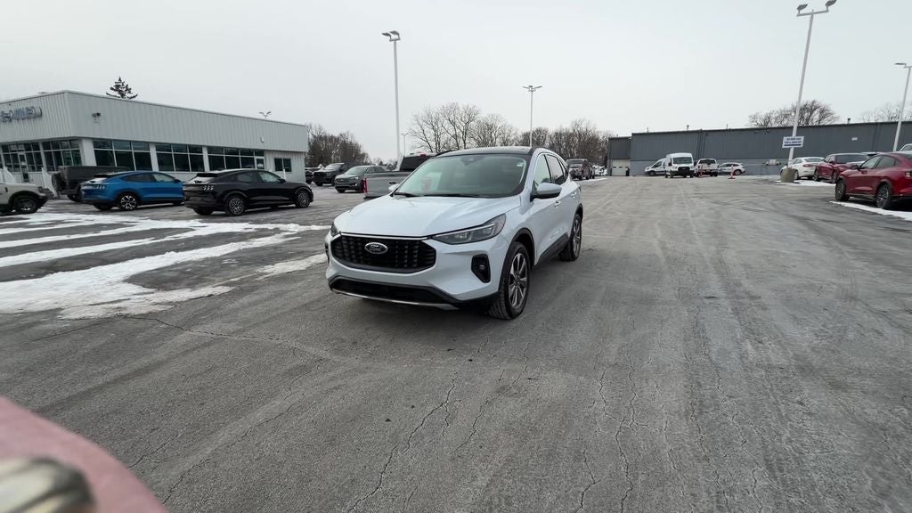 2025 Ford Escape Hybrid Platinum