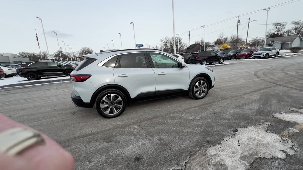 2025 Ford Escape Hybrid Platinum