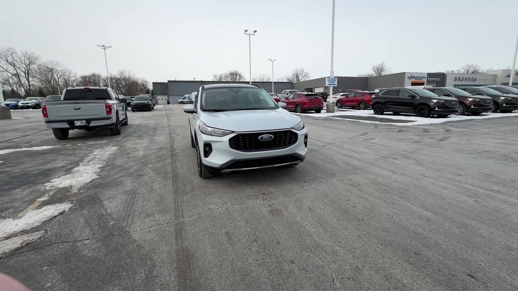 2025 Ford Escape Hybrid Platinum