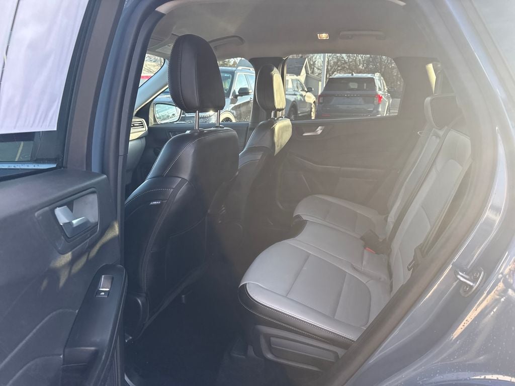 2025 Ford Escape Hybrid Platinum