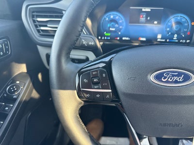 2025 Ford Escape Hybrid Platinum