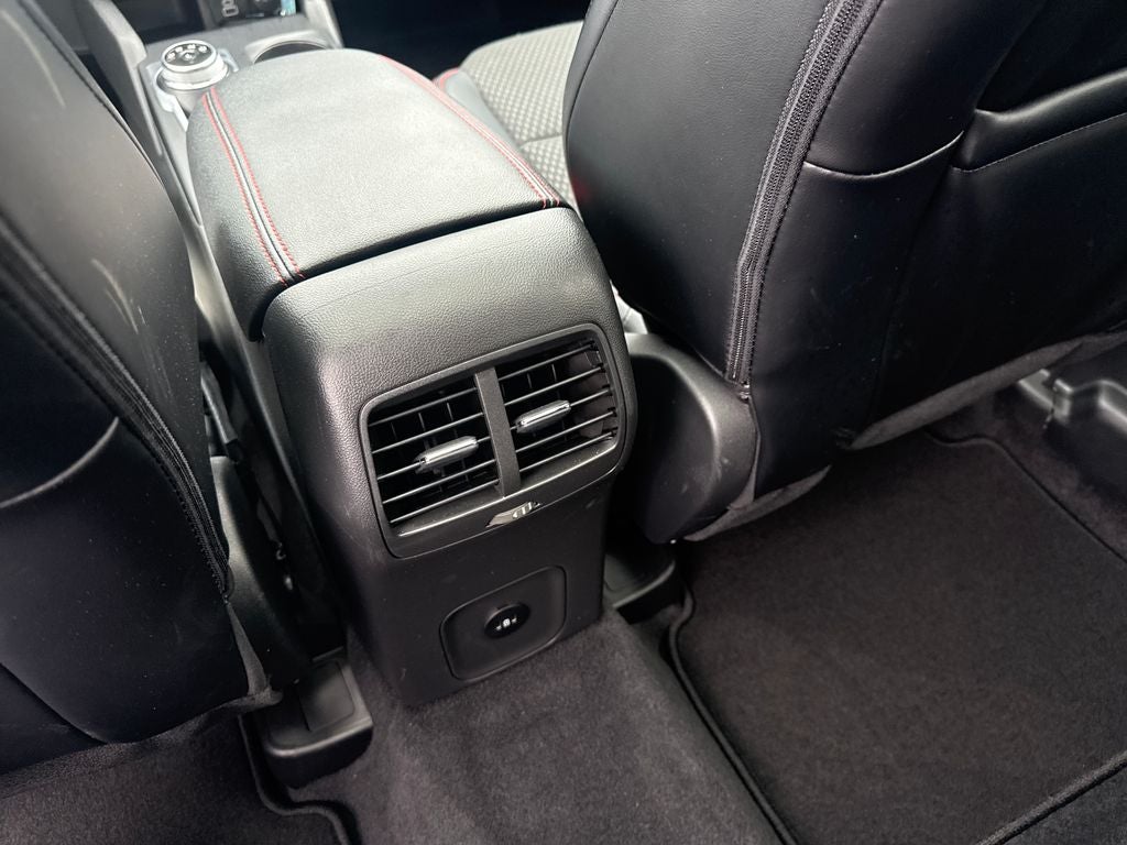 2024 Ford Escape ST-Line Select