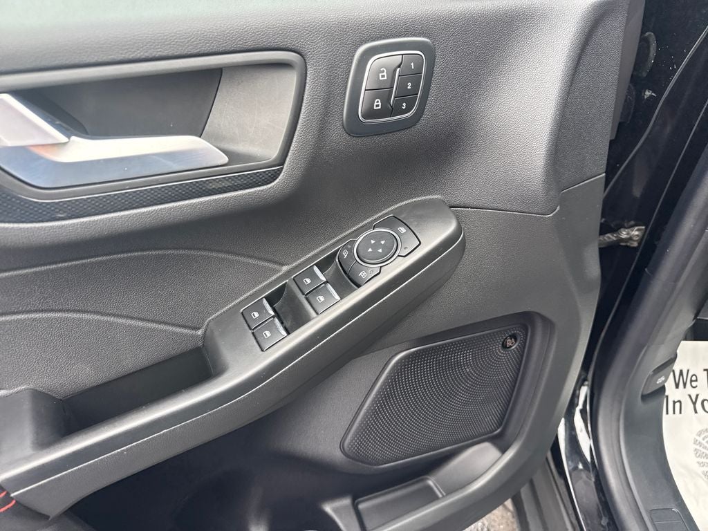 2024 Ford Escape ST-Line Select