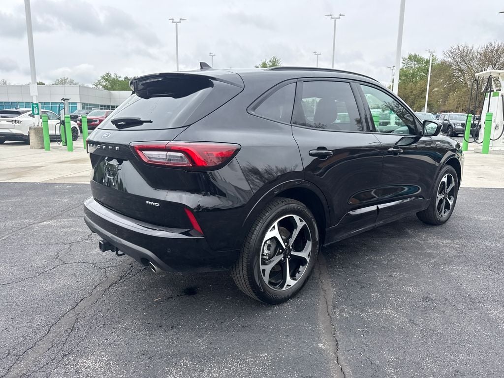2024 Ford Escape ST-Line Select