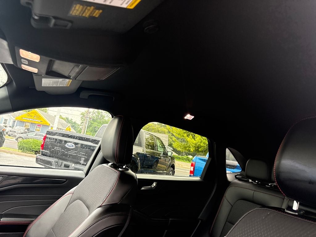 2025 Ford Escape Hybrid ST-Line Select