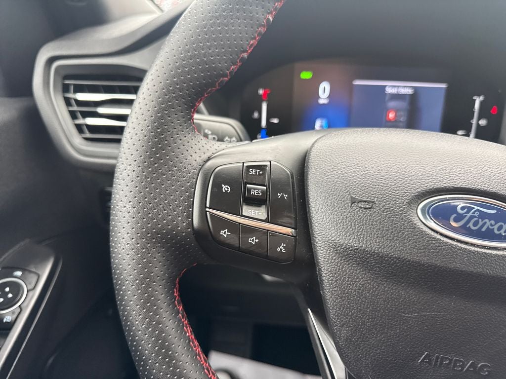 2025 Ford Escape Hybrid ST-Line Select
