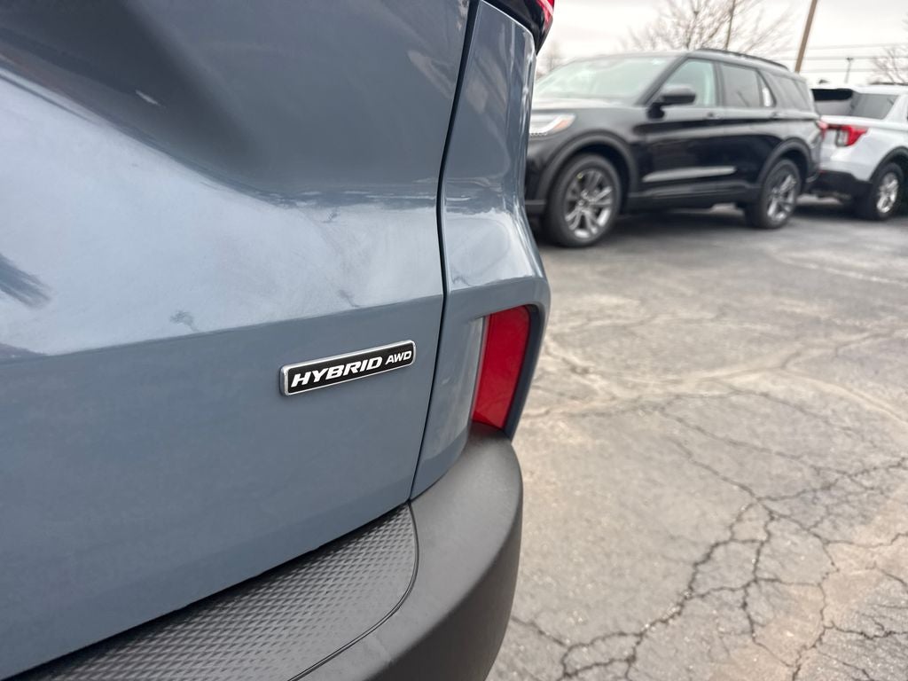 2025 Ford Escape Hybrid ST-Line Select