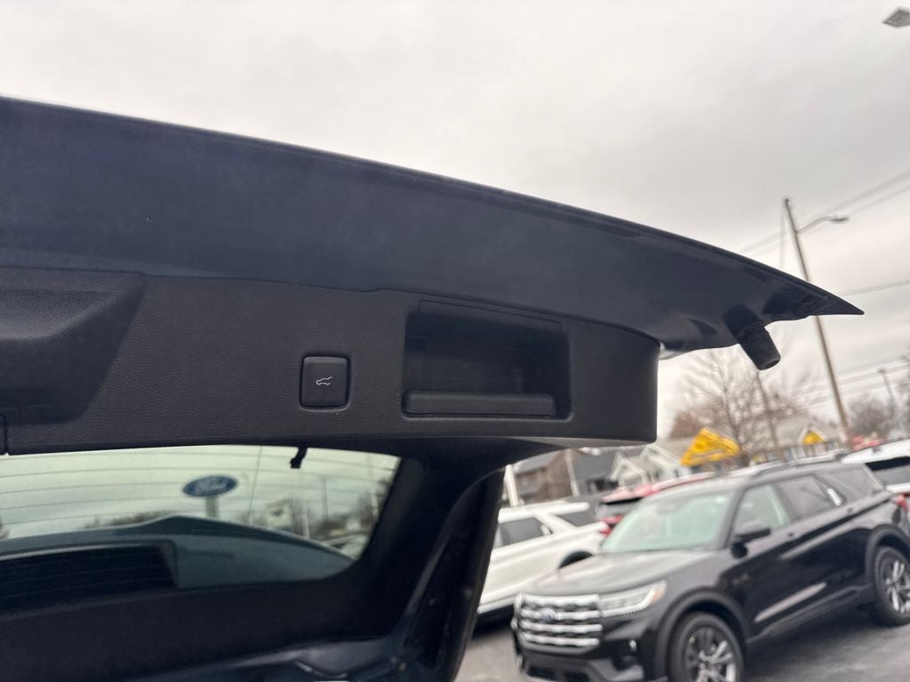 2025 Ford Escape Hybrid ST-Line Select