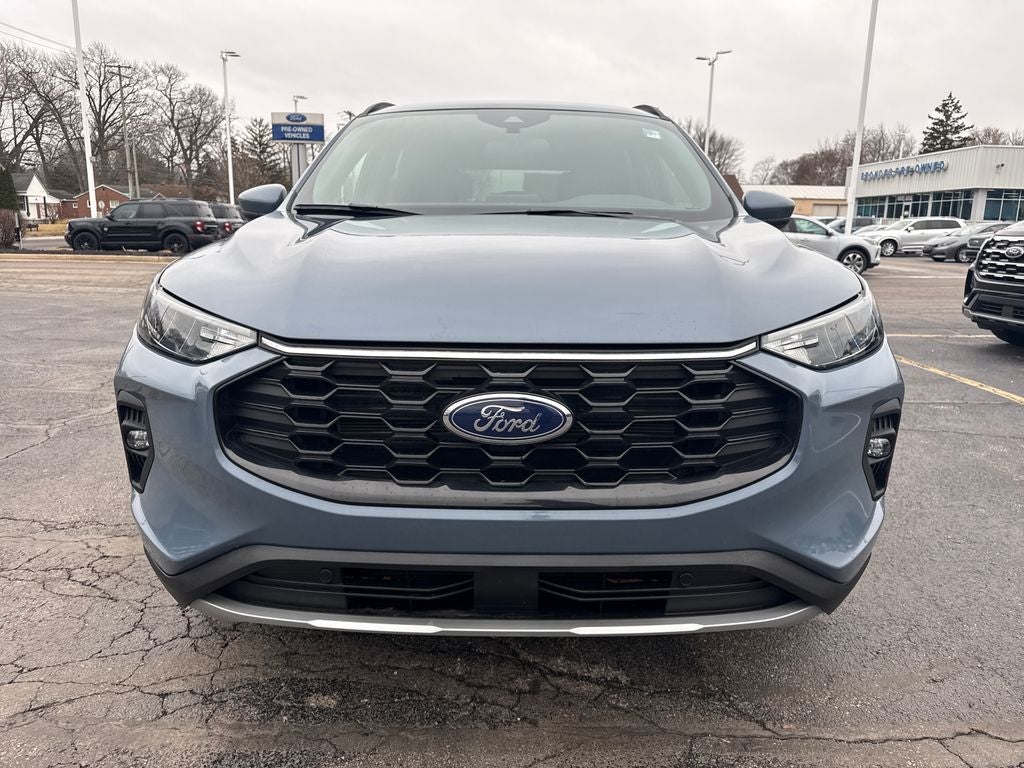 2025 Ford Escape Hybrid ST-Line Select