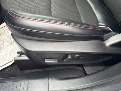 2025 Ford Escape Hybrid ST-Line Select