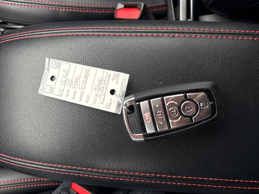 2025 Ford Escape Hybrid ST-Line Select