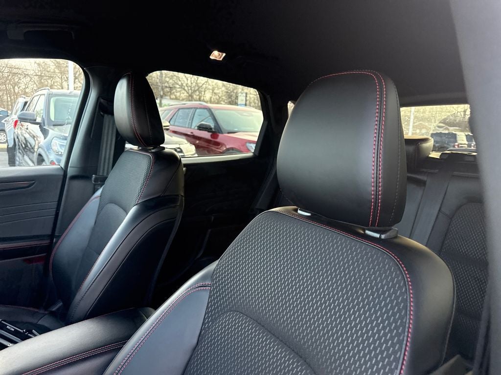 2025 Ford Escape Hybrid ST-Line Select