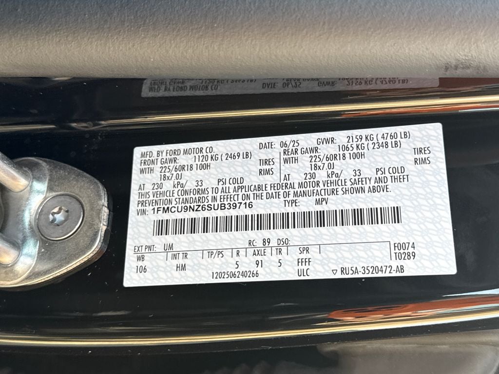 2025 Ford Escape Hybrid ST-Line Select