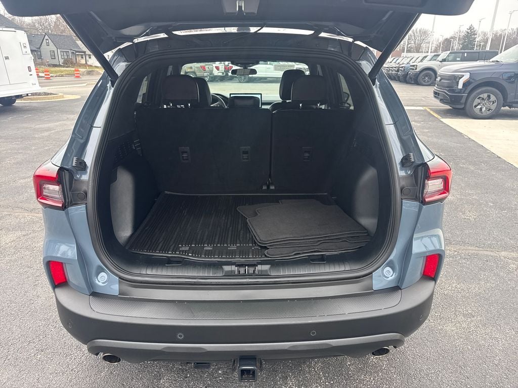 2025 Ford Escape Hybrid ST-Line Select