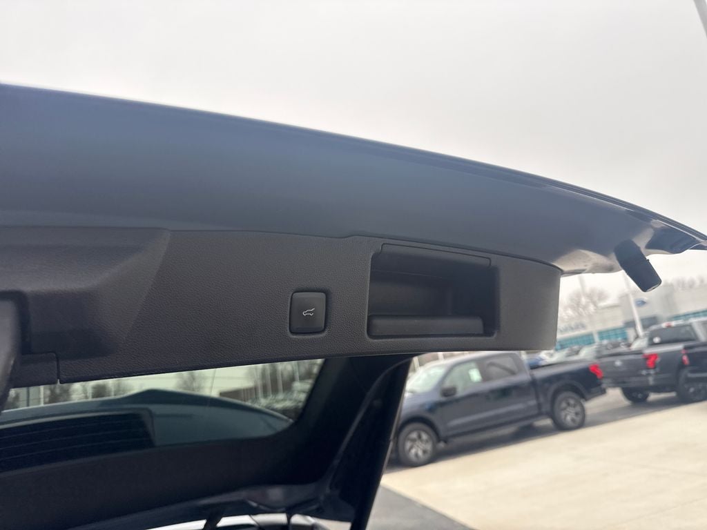 2025 Ford Escape Hybrid ST-Line Select