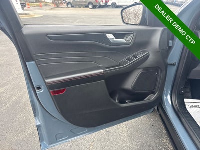 2025 Ford Escape Hybrid ST-Line Select