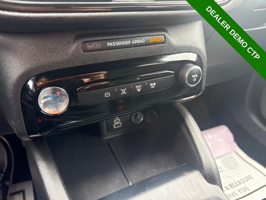 2025 Ford Escape Hybrid ST-Line Select