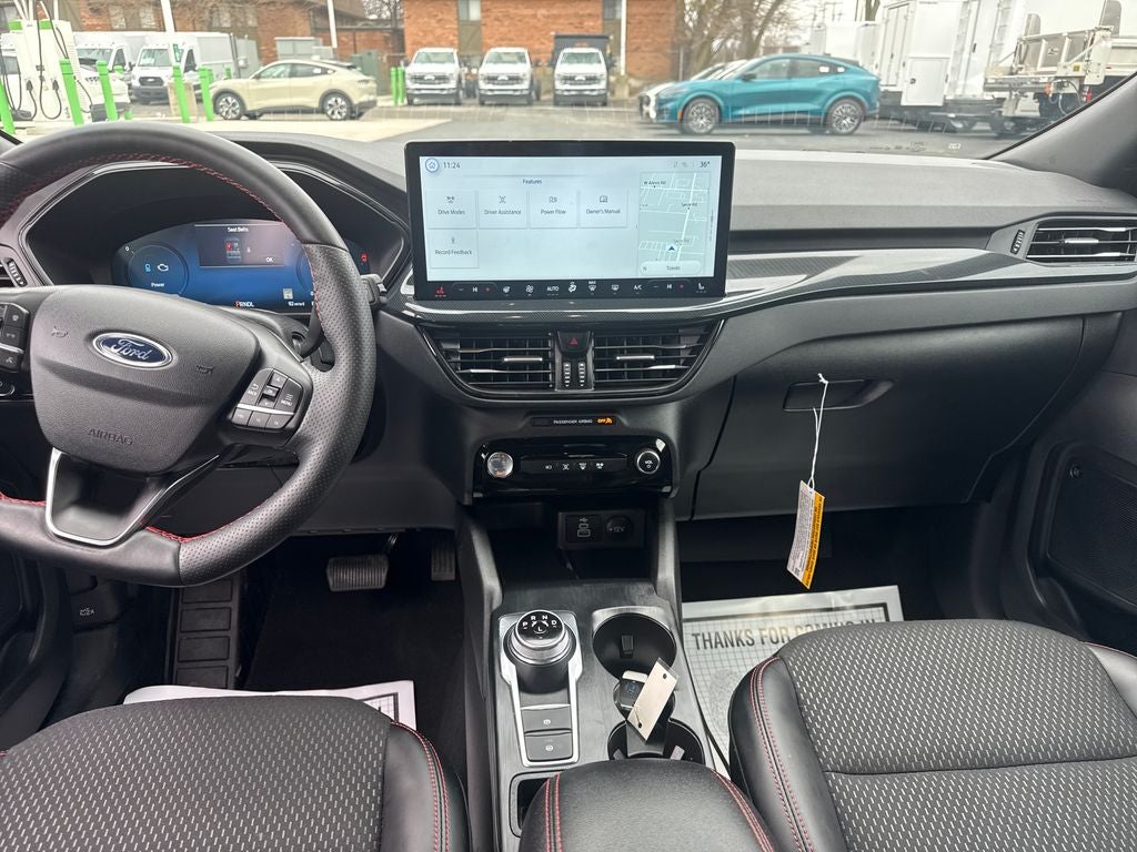 2025 Ford Escape Hybrid ST-Line Select