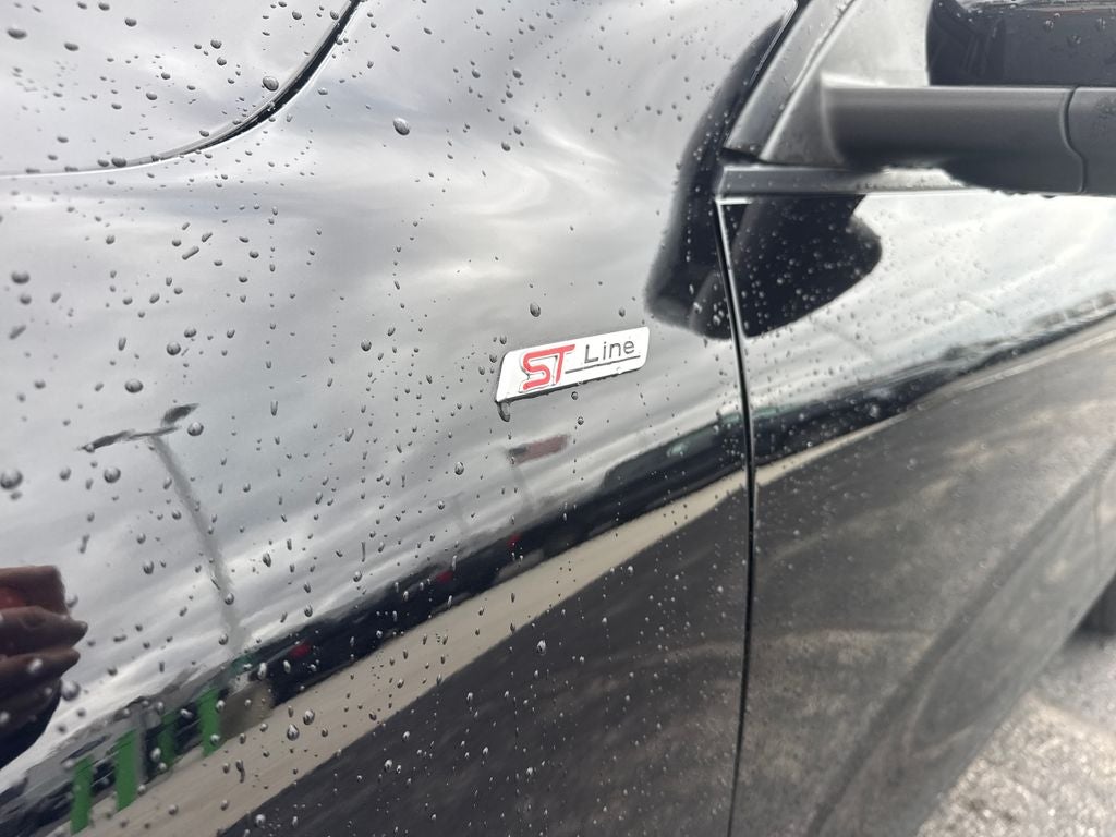 2025 Ford Escape Hybrid ST-Line Select