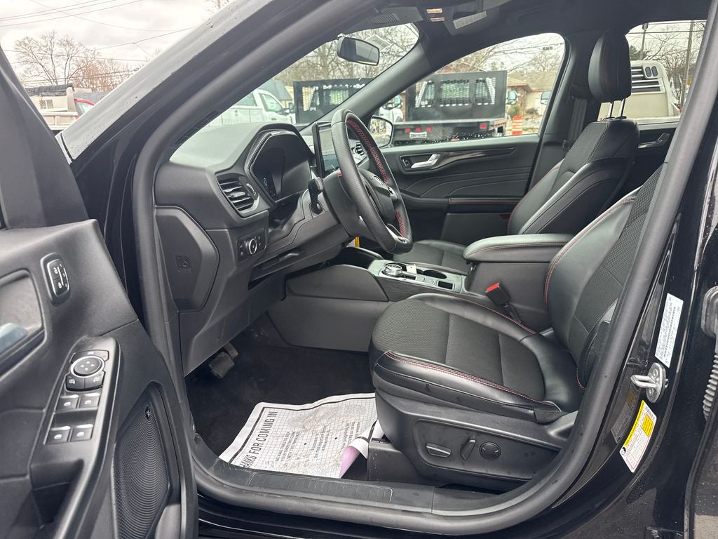 2025 Ford Escape Hybrid ST-Line Select