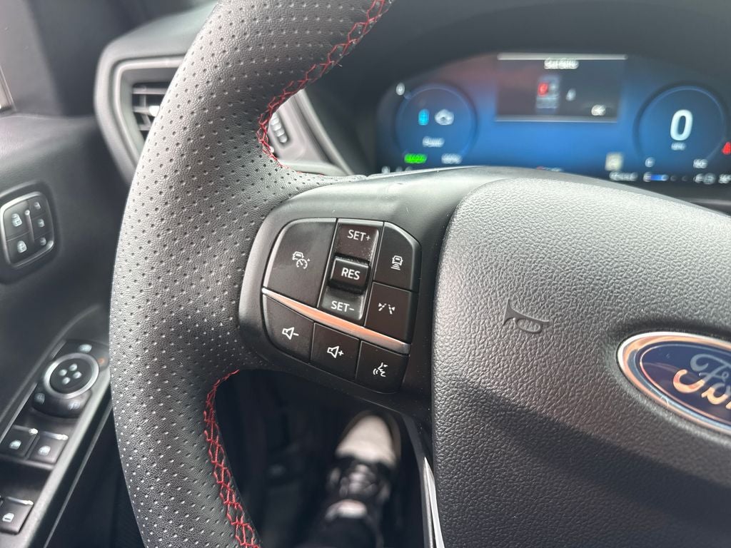 2025 Ford Escape Hybrid ST-Line Select