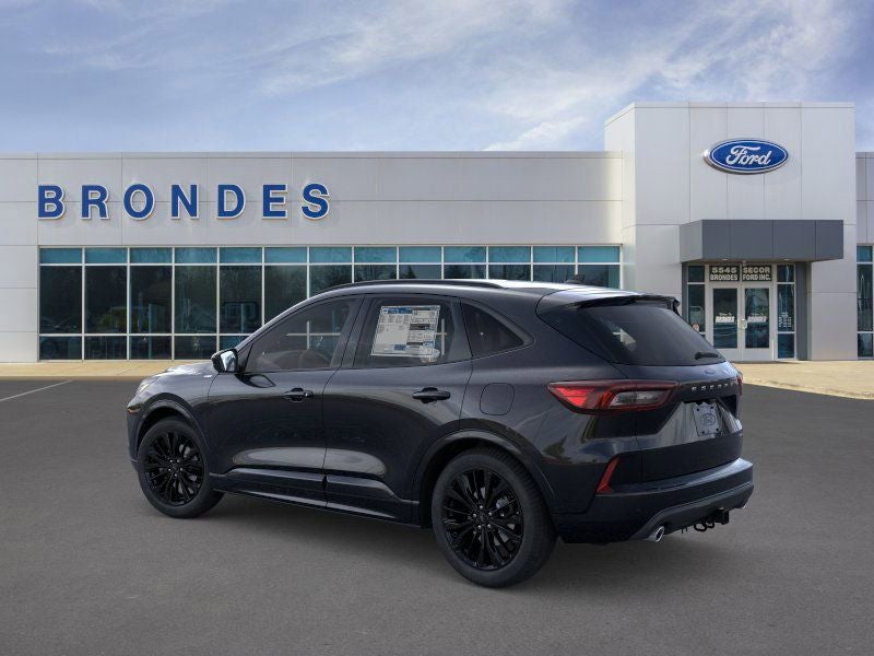 2026 Ford Escape ST-Line Elite