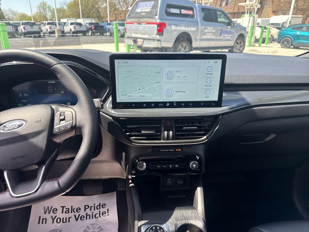 2025 Ford Escape Hybrid ST-Line Elite