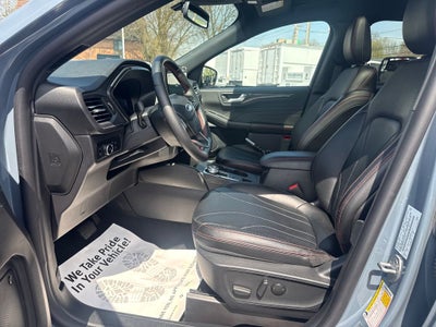2025 Ford Escape Hybrid ST-Line Elite