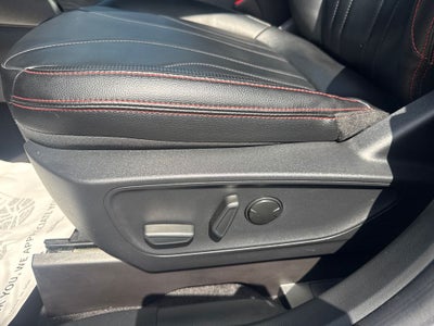 2025 Ford Escape Hybrid ST-Line Elite